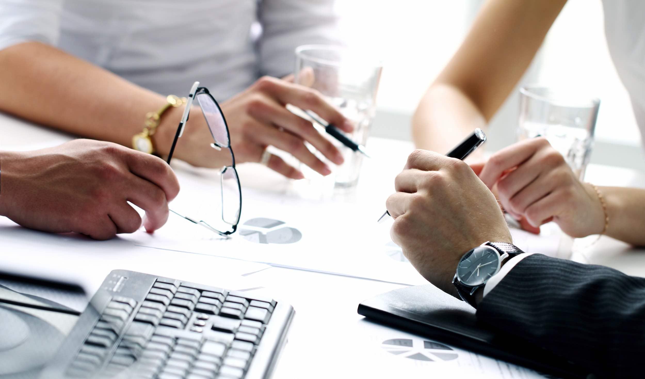 Seamless Digital Organization by AI